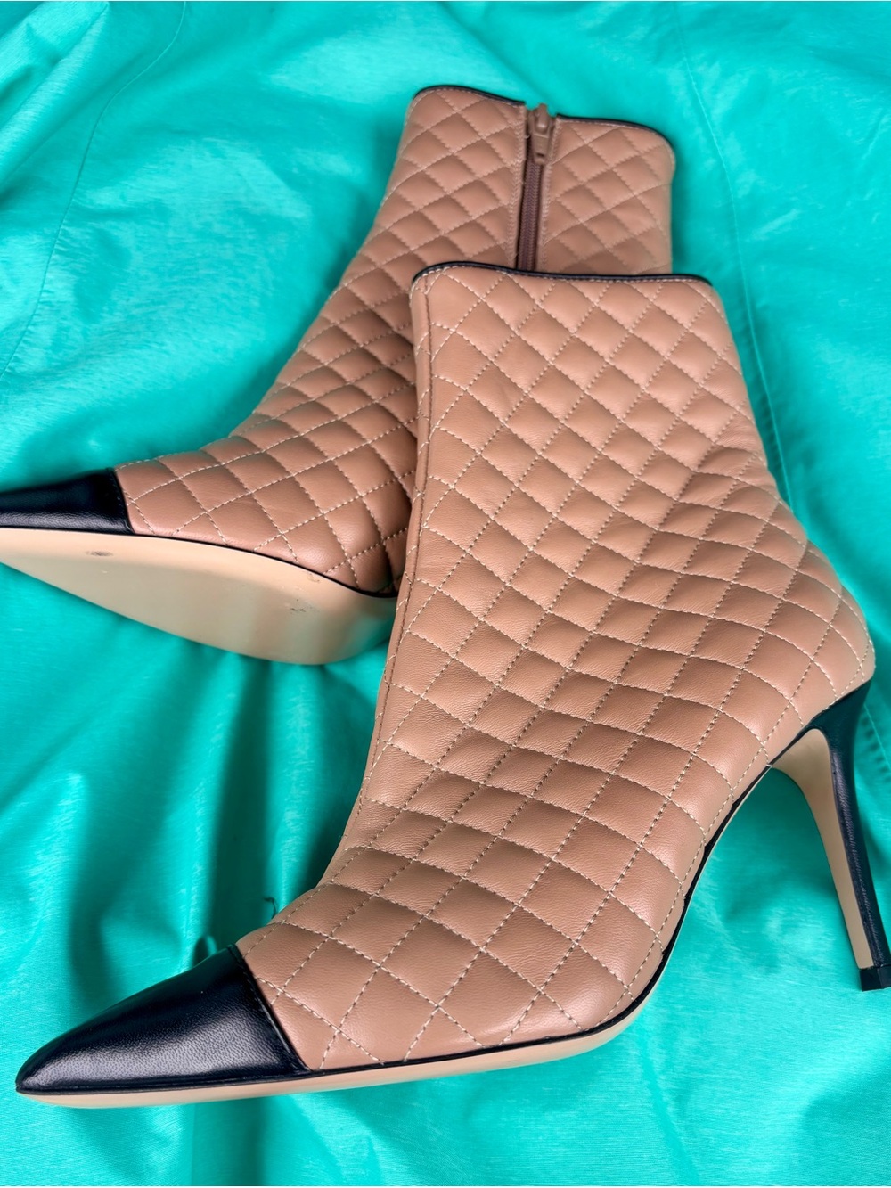 The shoe box Quilted Tan Ankle Booties with Black Pointed Toe - size 38/7.5 NWOB